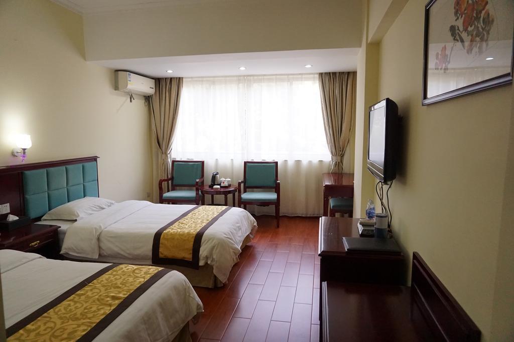 Guangdong Oversea Chinese Hotel Guangzhou Bilik gambar